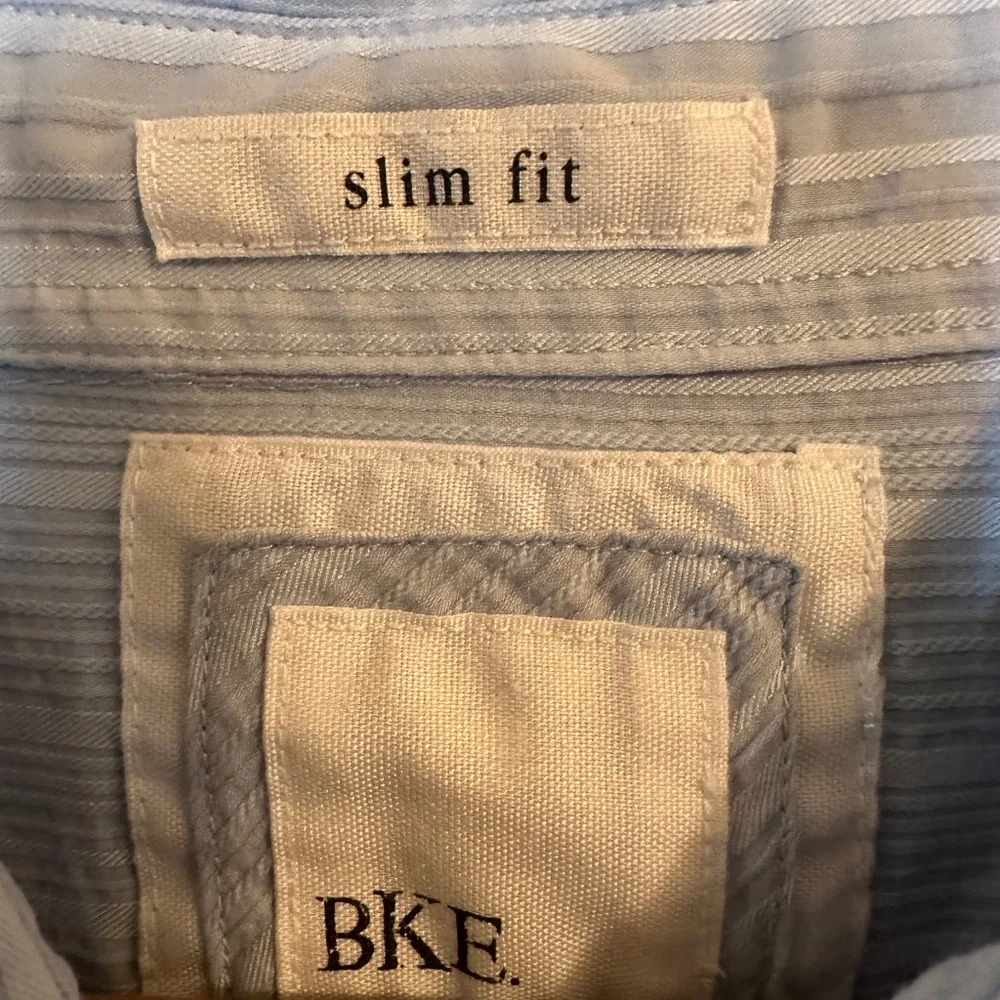 BKE Slim Fit Casual L/S Button Down - Picture 5 of 6